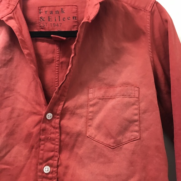 Frank & Eileen faded red rust button up blouse XS NWOT - Picture 8 of 11